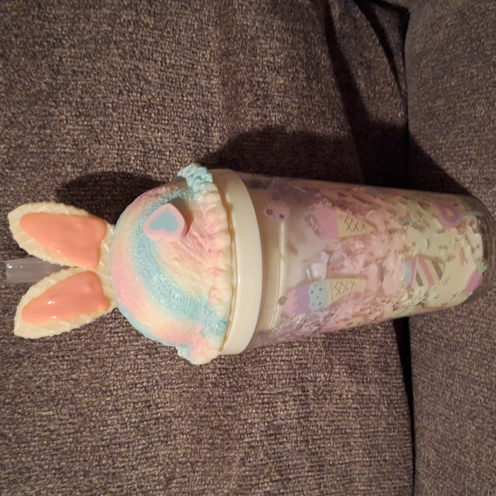 Bewaltz Sweets Rainbow Bunny Tumbler. Pink. Confectionery Accents. Pastel NWT